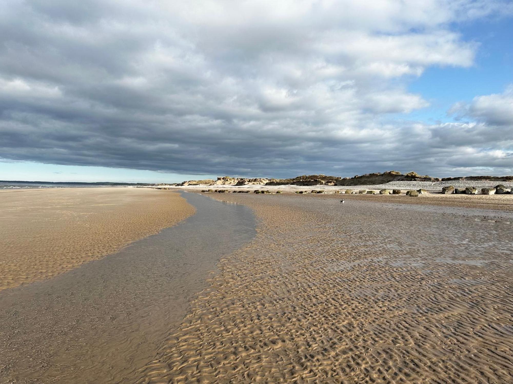 Findhorn Lodge Экстерьер фото